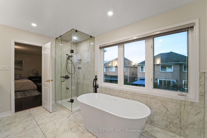 Photo 28 at 3619 Waterfall Crescent, Lisgar, Mississauga