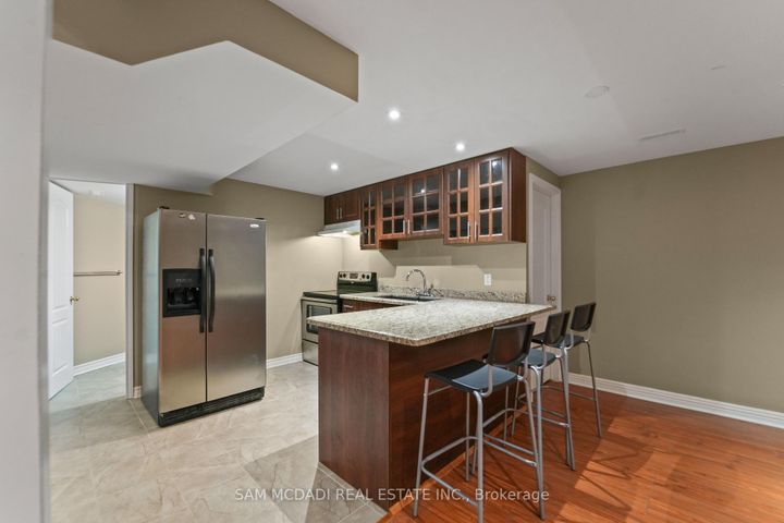 Photo 33 at 3619 Waterfall Crescent, Lisgar, Mississauga