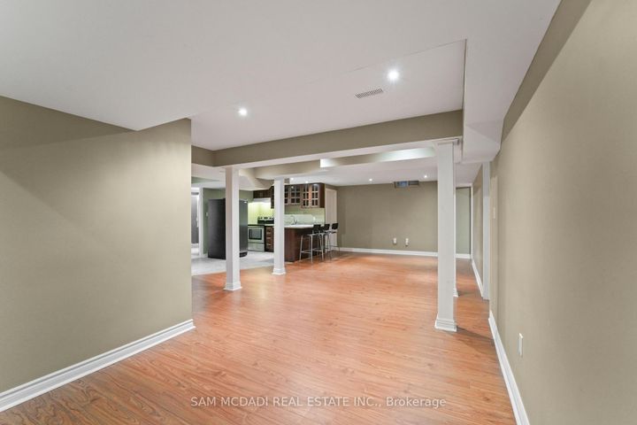 Photo 35 at 3619 Waterfall Crescent, Lisgar, Mississauga
