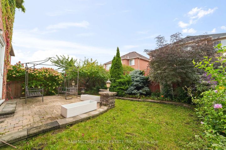 Photo 38 at 3619 Waterfall Crescent, Lisgar, Mississauga