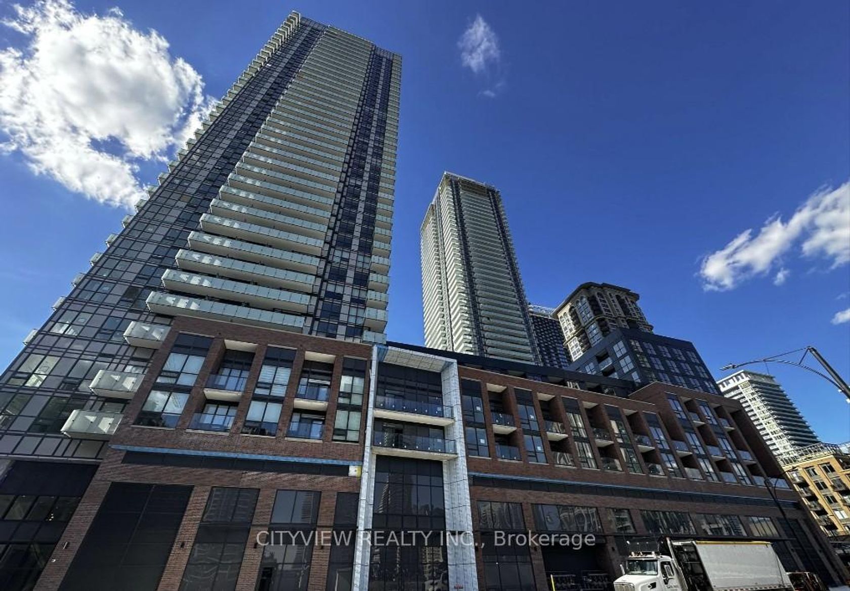 2406 - 4130 Parkside Village Drive, Creditview, Mississauga 