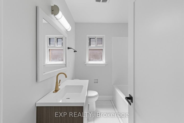 Photo 11 at 397 East 28th Street, Burkholme, Hamilton