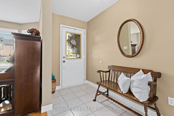 Photo 2 at 2226 Westoak Trails Boulevard, WT West Oak Trails, Oakville