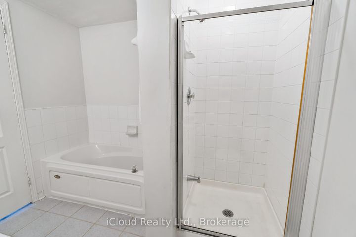 Photo 17 at 2226 Westoak Trails Boulevard, WT West Oak Trails, Oakville