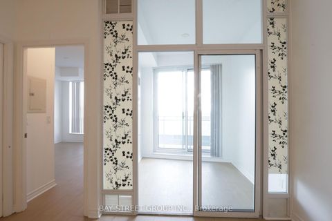Photo 2 at 1101 - 18 Holmes Avenue, Willowdale East, Toronto