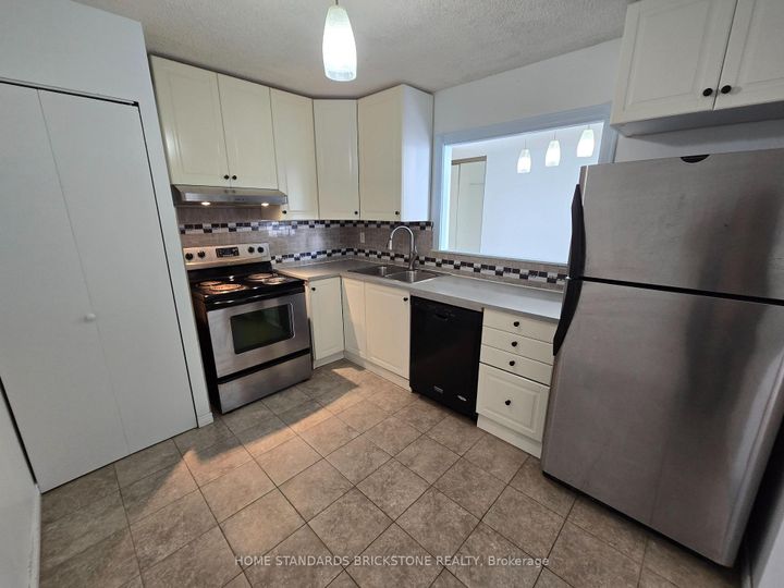 Photo 7 at 3206 - 10 Tangreen Court, Newtonbrook West, Toronto