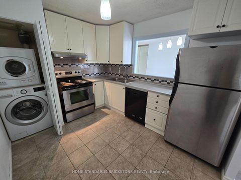 Photo 8 at 3206 - 10 Tangreen Court, Newtonbrook West, Toronto