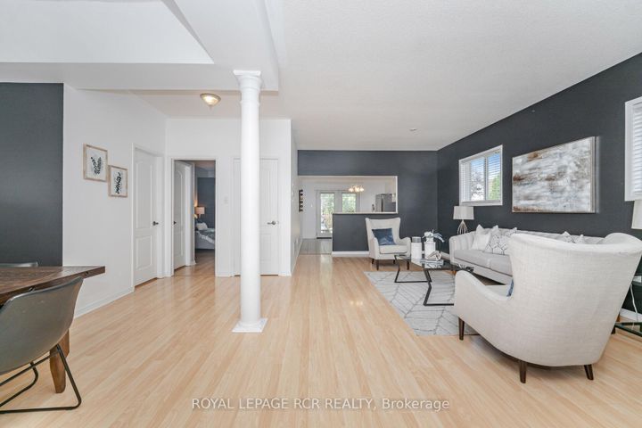 Photo 7 at 119 Sundridge Street, Snelgrove, Brampton