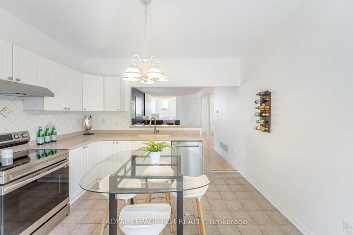 Photo 15 at 119 Sundridge Street, Snelgrove, Brampton