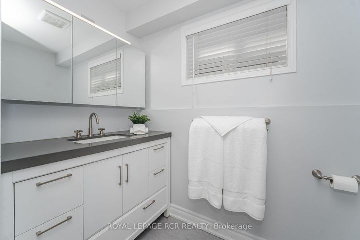 Photo 26 at 119 Sundridge Street, Snelgrove, Brampton