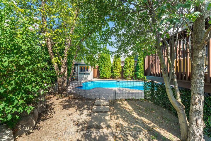 Photo 32 at 119 Sundridge Street, Snelgrove, Brampton