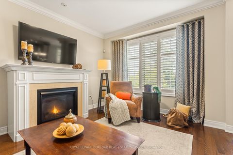 Photo 7 at 2135 Devonshire Crescent, WM Westmount, Oakville