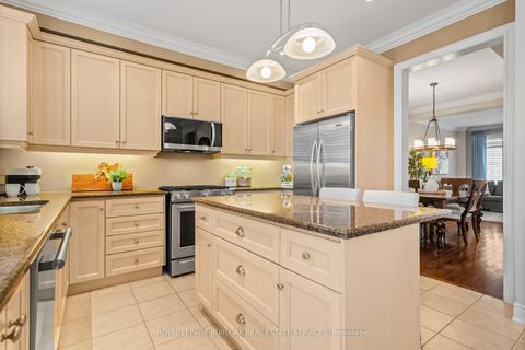 Photo 12 at 2135 Devonshire Crescent, WM Westmount, Oakville