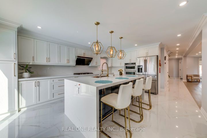 Photo 15 at 6150 Duford Drive, East Credit, Mississauga