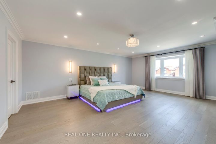 Photo 21 at 6150 Duford Drive, East Credit, Mississauga