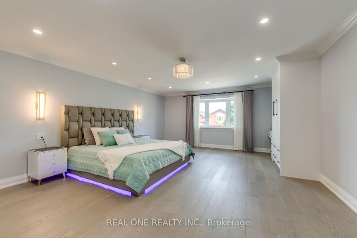 Photo 22 at 6150 Duford Drive, East Credit, Mississauga