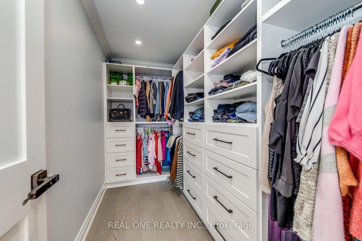 Photo 26 at 6150 Duford Drive, East Credit, Mississauga