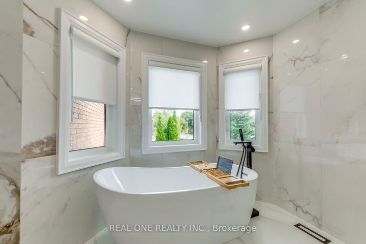 Photo 29 at 6150 Duford Drive, East Credit, Mississauga