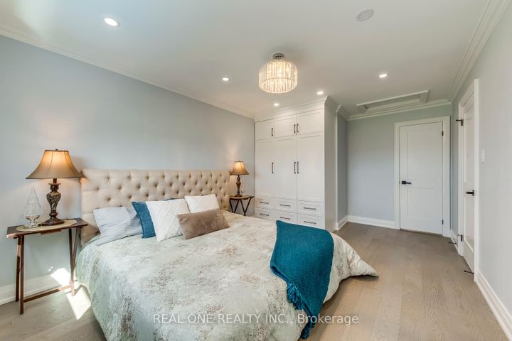Photo 31 at 6150 Duford Drive, East Credit, Mississauga