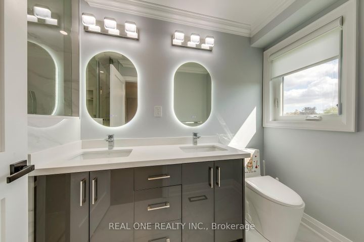 Photo 35 at 6150 Duford Drive, East Credit, Mississauga