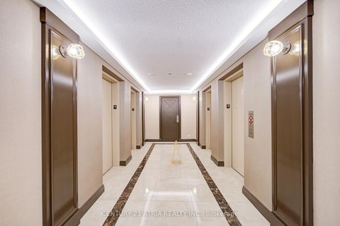 Photo 2 at 308 - 18 Harding Boulevard, Harding, Richmond Hill