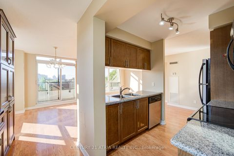 Photo 12 at 308 - 18 Harding Boulevard, Harding, Richmond Hill