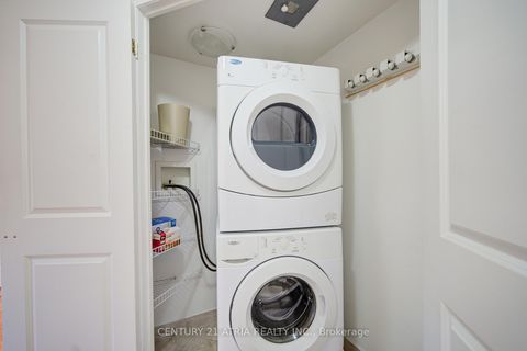 Photo 30 at 308 - 18 Harding Boulevard, Harding, Richmond Hill