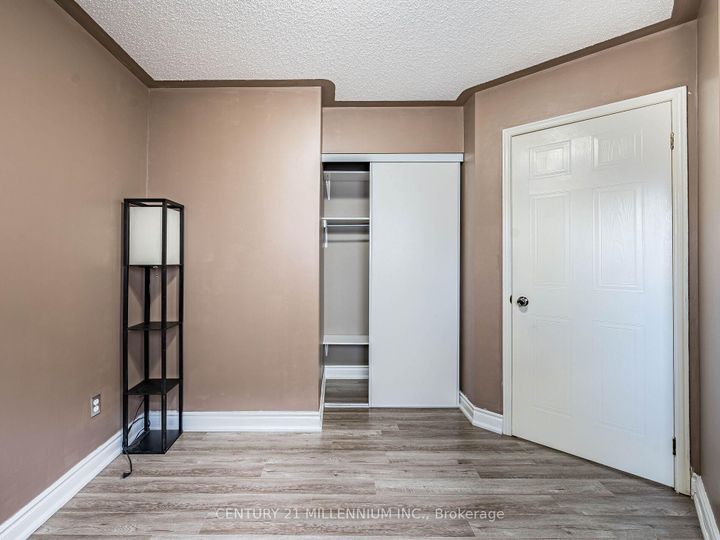 Photo 25 at 425 Elmwood Court, Samac, Oshawa