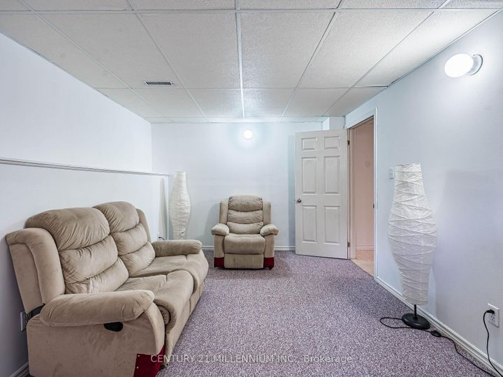 Photo 36 at 425 Elmwood Court, Samac, Oshawa