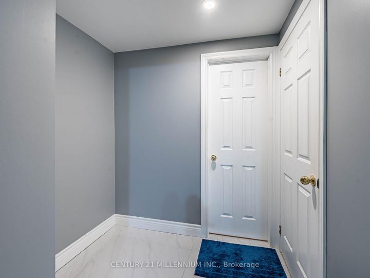 Photo 37 at 425 Elmwood Court, Samac, Oshawa