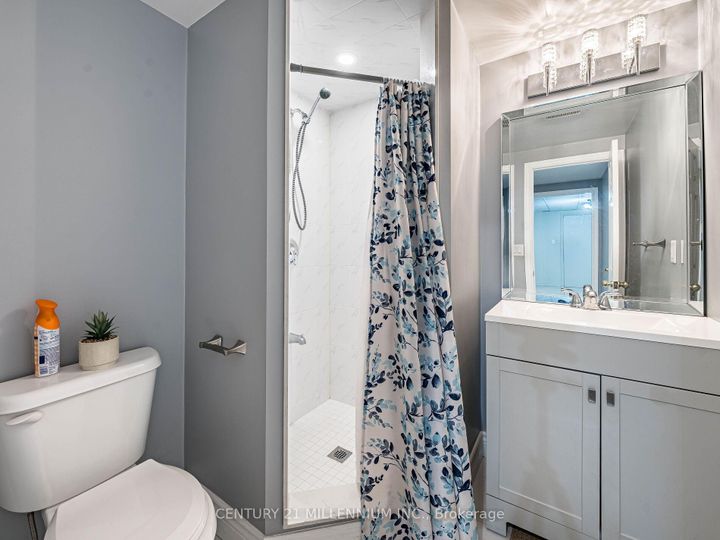 Photo 38 at 425 Elmwood Court, Samac, Oshawa