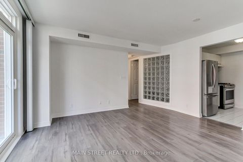 Photo 9 at 25 - 108 Redpath Avenue, Mount Pleasant West, Toronto