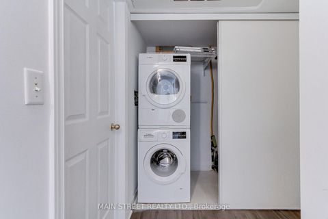 Photo 16 at 25 - 108 Redpath Avenue, Mount Pleasant West, Toronto
