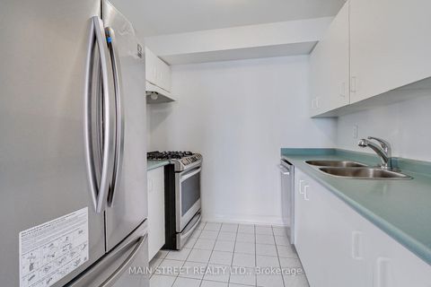 Photo 18 at 25 - 108 Redpath Avenue, Mount Pleasant West, Toronto