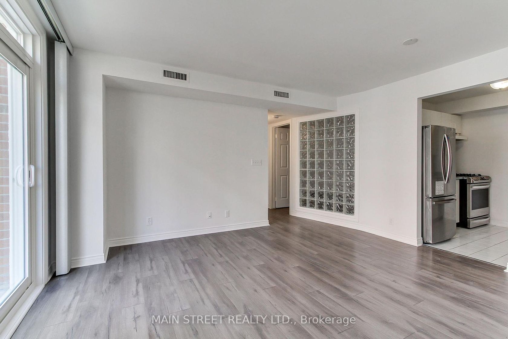 Photo 9 at 25 - 108 Redpath Avenue, Mount Pleasant West, Toronto Photo 9 at 25 - 108 Redpath Avenue, Mount Pleasant West, Toronto