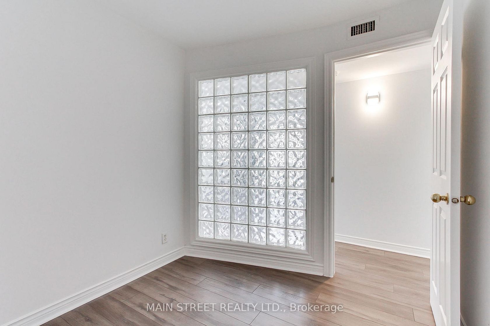 Photo 11 at 25 - 108 Redpath Avenue, Mount Pleasant West, Toronto Photo 11 at 25 - 108 Redpath Avenue, Mount Pleasant West, Toronto