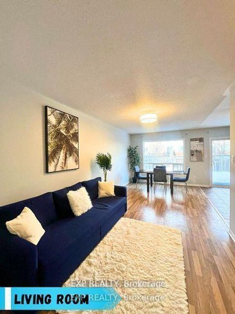 Photo 1 at 1523 Glenbourne Drive, Pinecrest, Oshawa