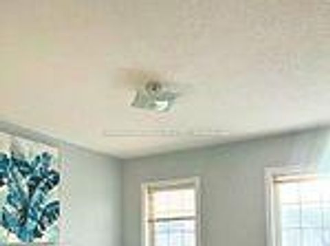 Photo 9 at 1523 Glenbourne Drive, Pinecrest, Oshawa