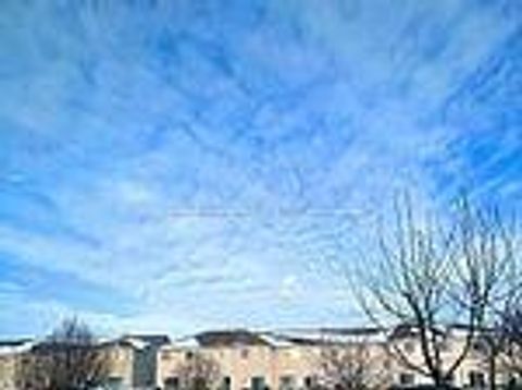 Photo 11 at 1523 Glenbourne Drive, Pinecrest, Oshawa