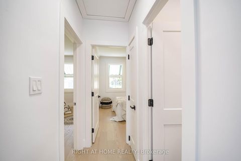Photo 21 at 1360 Woodbine Avenue, East York, Toronto