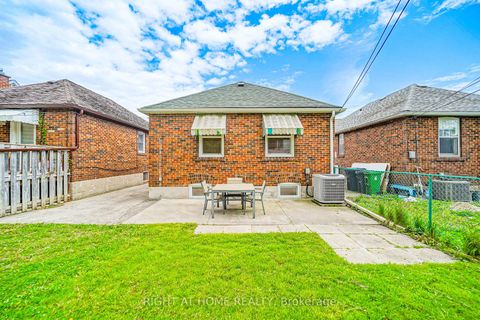 Photo 36 at 1360 Woodbine Avenue, East York, Toronto