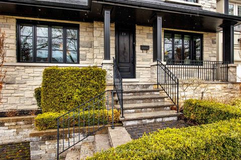 Photo 1 at 28 Forest Ridge Drive, Forest Hill North, Toronto