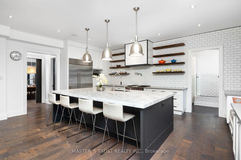 Photo 10 at 28 Forest Ridge Drive, Forest Hill North, Toronto