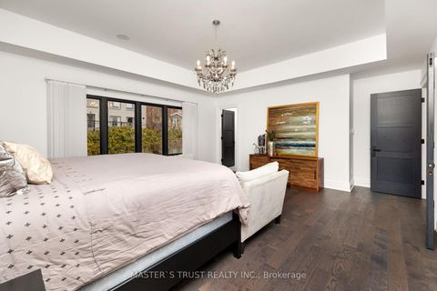 Photo 18 at 28 Forest Ridge Drive, Forest Hill North, Toronto