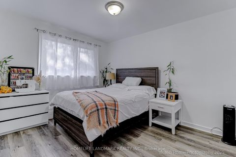 Photo 15 at 38 Moorecroft Crescent, Ionview, Toronto