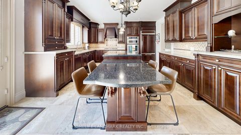 Photo 9 at 90 Offord Crescent, Bayview Southeast, Aurora