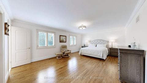 Photo 17 at 90 Offord Crescent, Bayview Southeast, Aurora