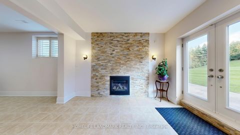 Photo 36 at 90 Offord Crescent, Bayview Southeast, Aurora