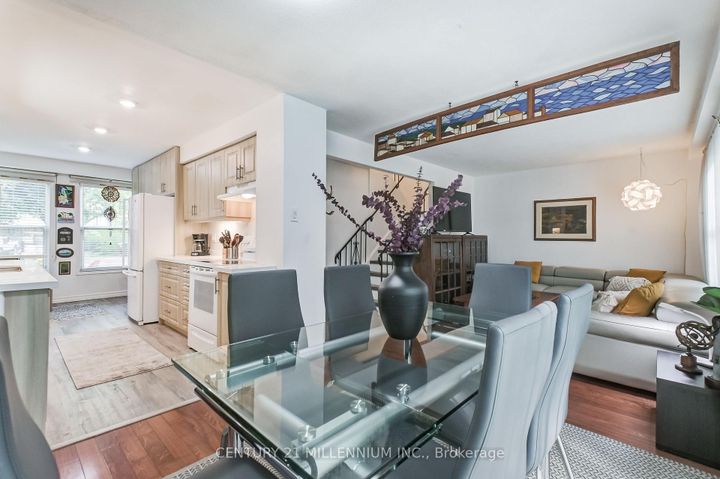 Photo 16 at 6959 Cadiz Crescent, Meadowvale, Mississauga