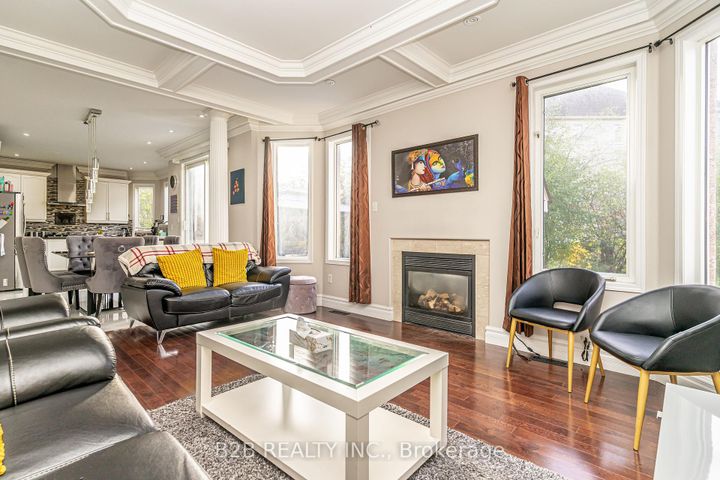 Photo 11 at 12 Valleywest Road, Vales of Castlemore, Brampton